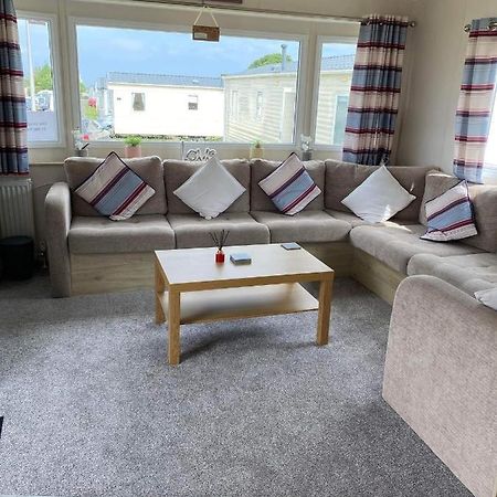 32 Elm Walk Hotell Whitley Bay Eksteriør bilde