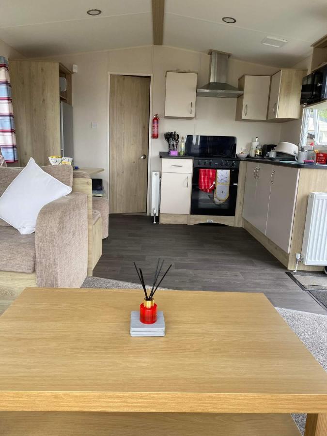32 Elm Walk Hotell Whitley Bay Eksteriør bilde
