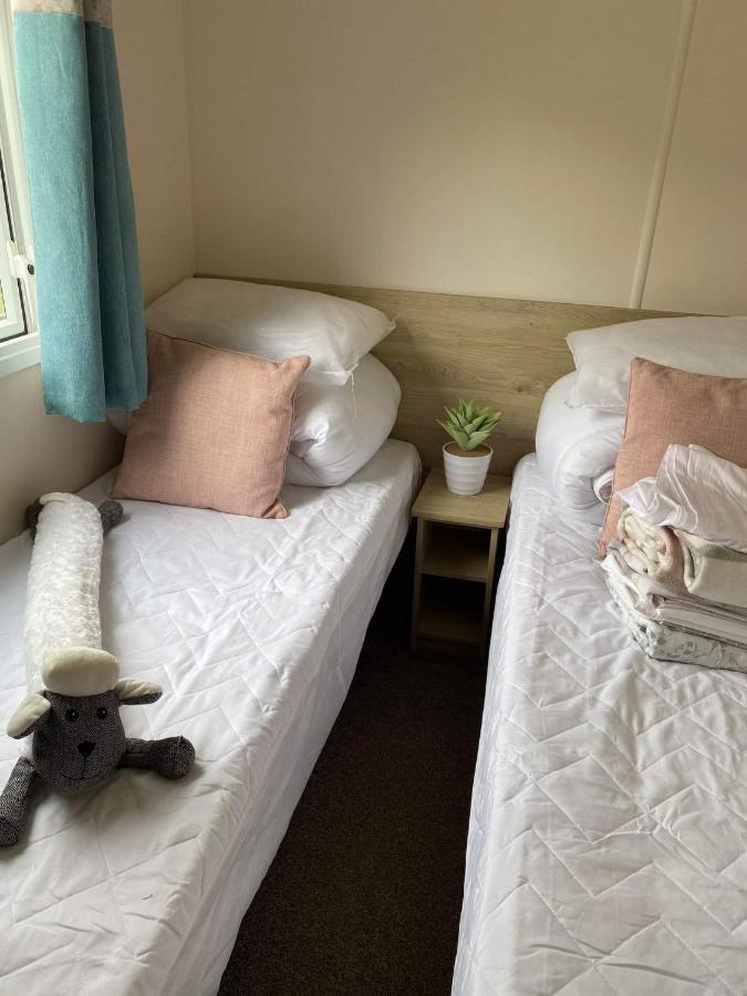 32 Elm Walk Hotell Whitley Bay Eksteriør bilde