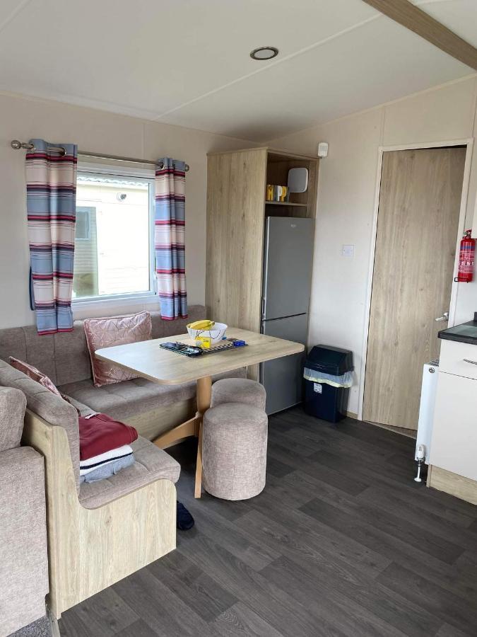 32 Elm Walk Hotell Whitley Bay Eksteriør bilde